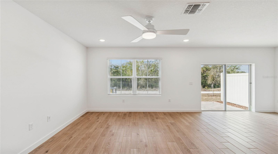 DAVENPORT, Florida 33837, 3 Bedrooms Bedrooms, ,2 BathroomsBathrooms,Residential,For Sale,WITHERS,0,MFRO6376329