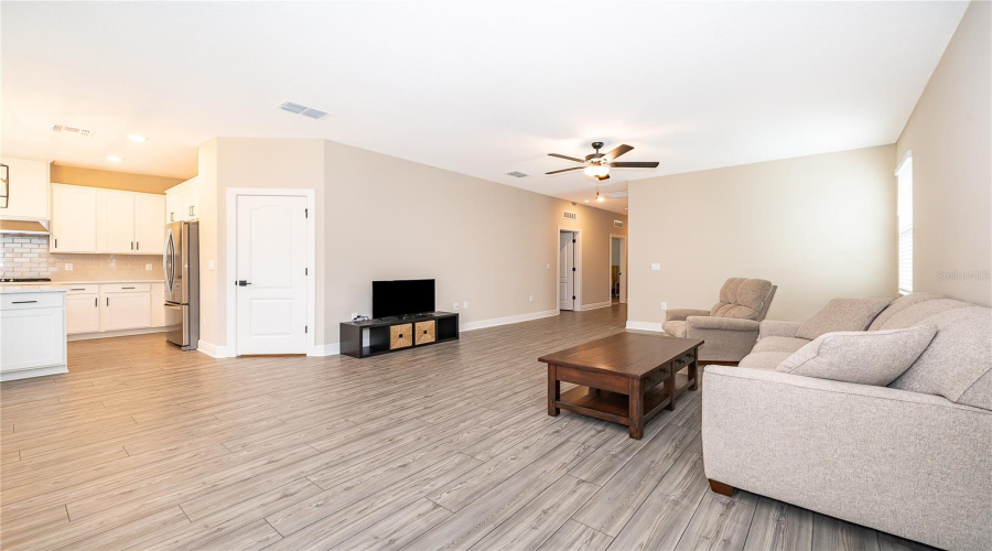 KISSIMMEE, Florida 34747, 3 Bedrooms Bedrooms, ,2 BathroomsBathrooms,Residential,For Sale,SOMERSWORTH,0,MFRO6375493