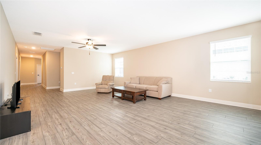 KISSIMMEE, Florida 34747, 3 Bedrooms Bedrooms, ,2 BathroomsBathrooms,Residential,For Sale,SOMERSWORTH,0,MFRO6375493