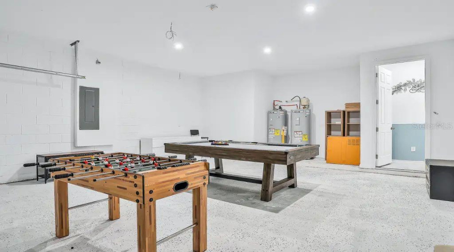 KISSIMMEE, Florida 34747, 9 Bedrooms Bedrooms, ,6 BathroomsBathrooms,Residential,For Sale,CAROLINE BAY,0,MFRTB8468660