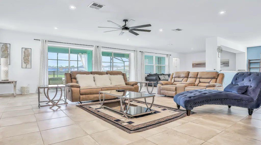 KISSIMMEE, Florida 34747, 9 Bedrooms Bedrooms, ,6 BathroomsBathrooms,Residential,For Sale,CAROLINE BAY,0,MFRTB8468660