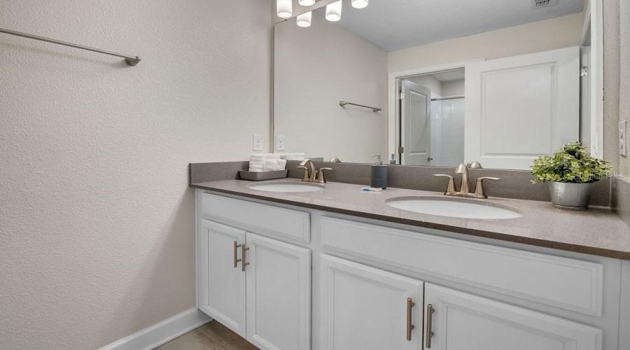 DAVENPORT, Florida 33896, 4 Bedrooms Bedrooms, ,3 BathroomsBathrooms,Residential,For Sale,PEBBLE BEACH,0,MFRS5141975