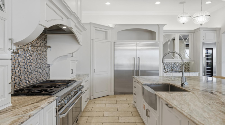 REUNION, Florida 34747, 8 Bedrooms Bedrooms, ,9 BathroomsBathrooms,Residential,For Sale,GOLDEN BEAR,0,MFRO6354786