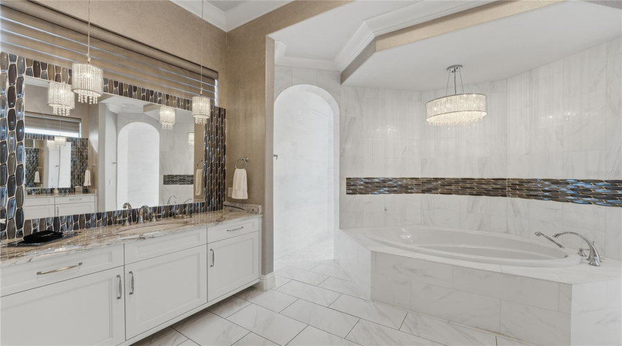 REUNION, Florida 34747, 8 Bedrooms Bedrooms, ,9 BathroomsBathrooms,Residential,For Sale,GOLDEN BEAR,0,MFRO6354786