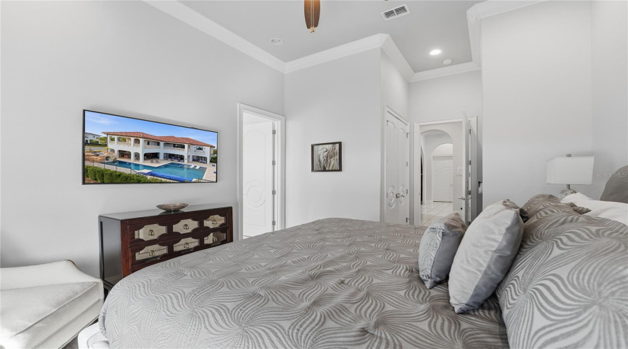 REUNION, Florida 34747, 8 Bedrooms Bedrooms, ,9 BathroomsBathrooms,Residential,For Sale,GOLDEN BEAR,0,MFRO6354786