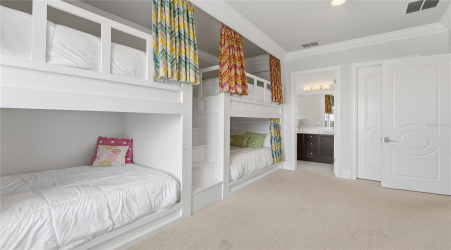 REUNION, Florida 34747, 8 Bedrooms Bedrooms, ,9 BathroomsBathrooms,Residential,For Sale,GOLDEN BEAR,0,MFRO6354786