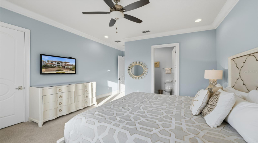 REUNION, Florida 34747, 8 Bedrooms Bedrooms, ,9 BathroomsBathrooms,Residential,For Sale,GOLDEN BEAR,0,MFRO6354786