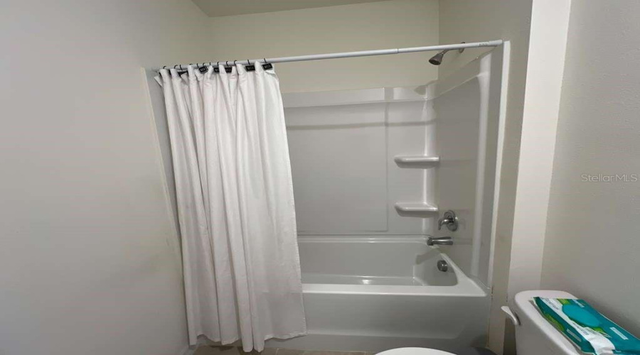 DAVENPORT, Florida 33837, 4 Bedrooms Bedrooms, ,3 BathroomsBathrooms,Residential,For Sale,DOE RUN,0,MFRS5142519