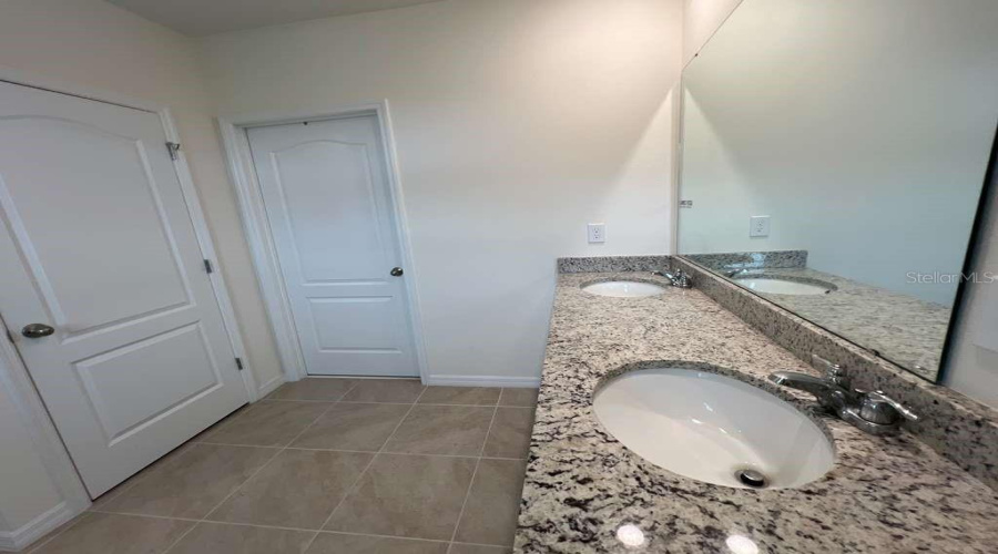 DAVENPORT, Florida 33837, 4 Bedrooms Bedrooms, ,3 BathroomsBathrooms,Residential,For Sale,DOE RUN,0,MFRS5142519