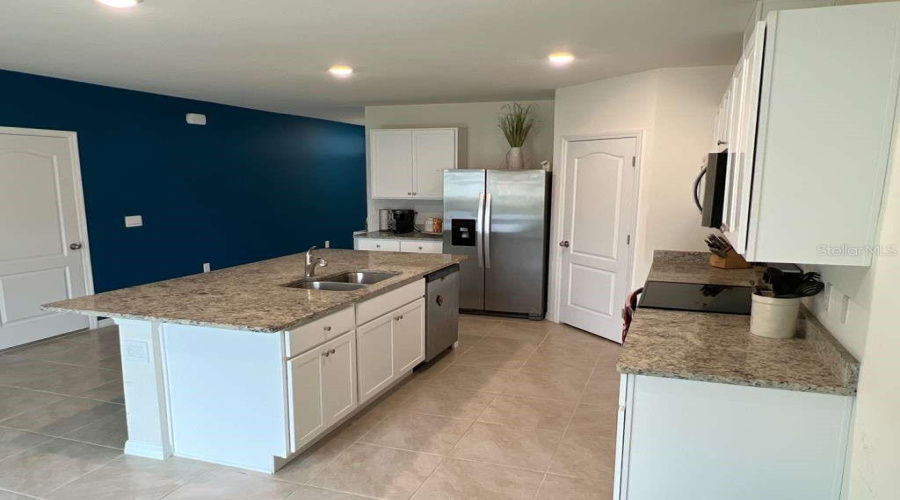 DAVENPORT, Florida 33837, 4 Bedrooms Bedrooms, ,3 BathroomsBathrooms,Residential,For Sale,DOE RUN,0,MFRS5142519