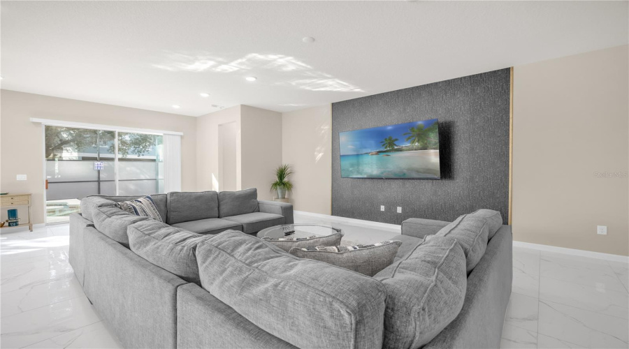 KISSIMMEE, Florida 34746, 12 Bedrooms Bedrooms, ,11 BathroomsBathrooms,Residential,For Sale,RAMA,0,MFRO6374628