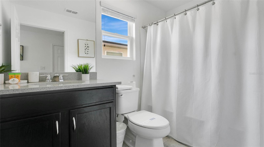 KISSIMMEE, Florida 34747, 7 Bedrooms Bedrooms, ,6 BathroomsBathrooms,Residential,For Sale,AMELIA DOWNS,0,MFRO6302469