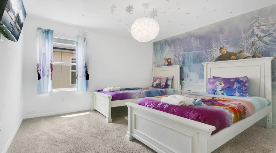 KISSIMMEE, Florida 34747, 7 Bedrooms Bedrooms, ,6 BathroomsBathrooms,Residential,For Sale,AMELIA DOWNS,0,MFRO6302469