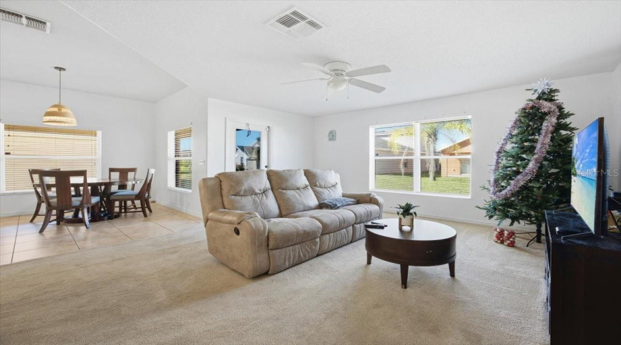 KISSIMMEE, Florida 34746, 4 Bedrooms Bedrooms, ,2 BathroomsBathrooms,Residential,For Sale,COMMANDER,0,MFRO6377238