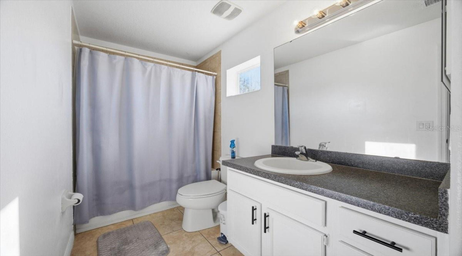 KISSIMMEE, Florida 34746, 4 Bedrooms Bedrooms, ,2 BathroomsBathrooms,Residential,For Sale,COMMANDER,0,MFRO6377238