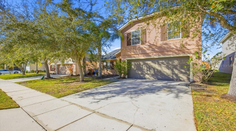 KISSIMMEE, Florida 34746, 4 Bedrooms Bedrooms, ,2 BathroomsBathrooms,Residential,For Sale,COMMANDER,0,MFRO6377238