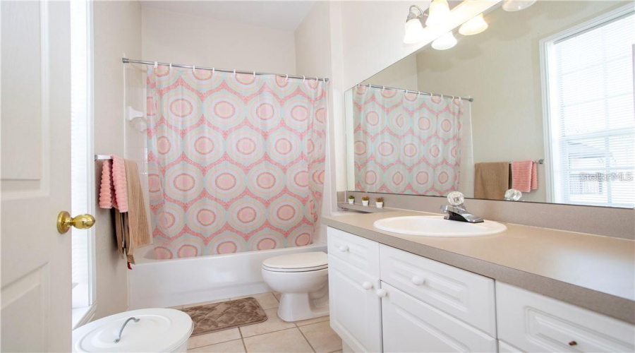 CELEBRATION, Florida 34747, 3 Bedrooms Bedrooms, ,3 BathroomsBathrooms,Residential,For Sale,LONGVIEW,0,MFRO6376818