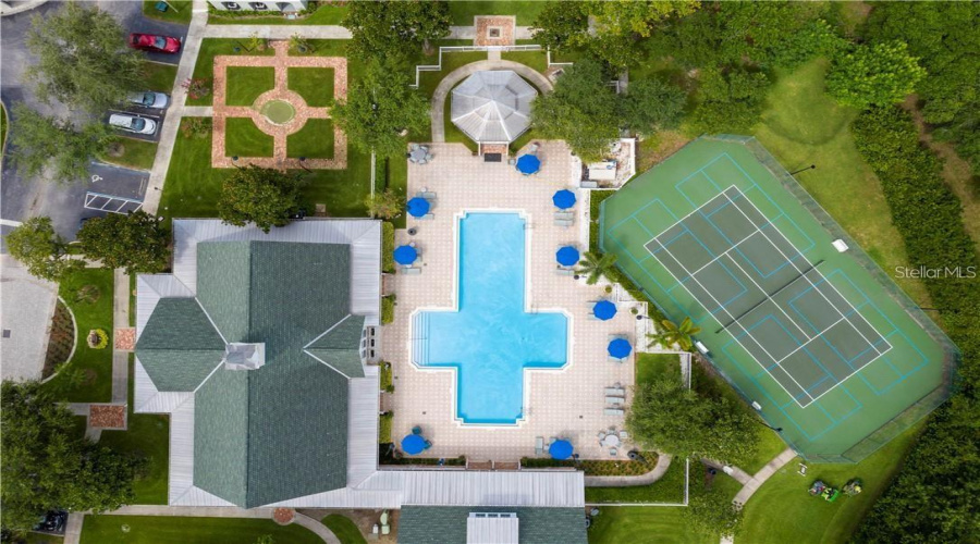 CELEBRATION, Florida 34747, 3 Bedrooms Bedrooms, ,3 BathroomsBathrooms,Residential,For Sale,LONGVIEW,0,MFRO6376818