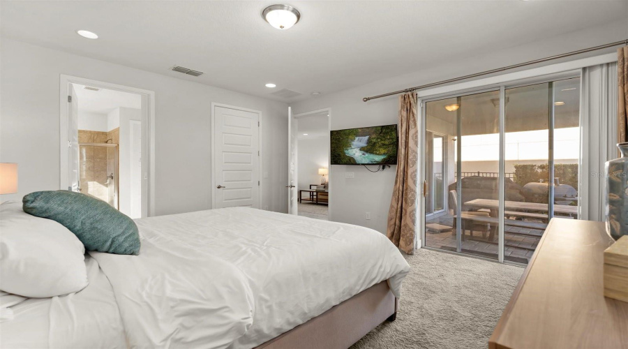 KISSIMMEE, Florida 34747, 6 Bedrooms Bedrooms, ,6 BathroomsBathrooms,Residential,For Sale,MARKER AVE,0,MFRO6375250