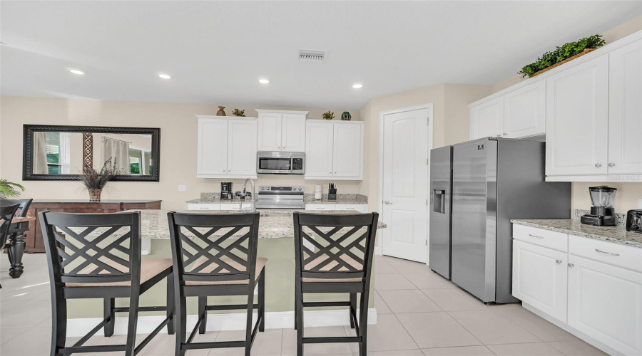 KISSIMMEE, Florida 34747, 4 Bedrooms Bedrooms, ,3 BathroomsBathrooms,Residential,For Sale,SOUTHFIELD,0,MFRO6324507