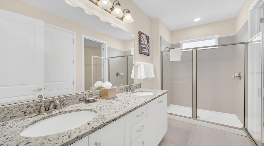 KISSIMMEE, Florida 34747, 4 Bedrooms Bedrooms, ,3 BathroomsBathrooms,Residential,For Sale,SOUTHFIELD,0,MFRO6324507