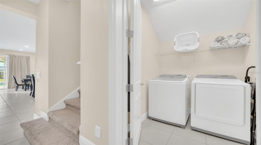 KISSIMMEE, Florida 34747, 4 Bedrooms Bedrooms, ,3 BathroomsBathrooms,Residential,For Sale,SOUTHFIELD,0,MFRO6324507