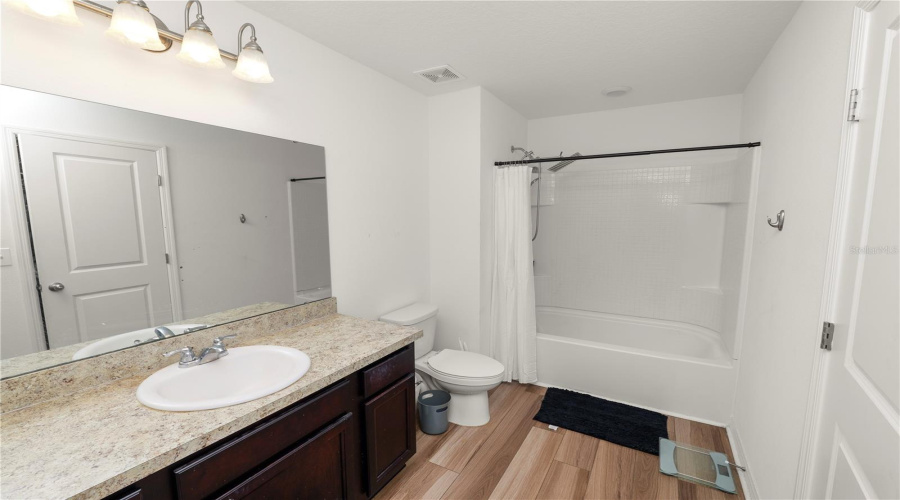 DAVENPORT, Florida 33837, 3 Bedrooms Bedrooms, ,2 BathroomsBathrooms,Residential,For Sale,MADISON,0,MFRL4957526