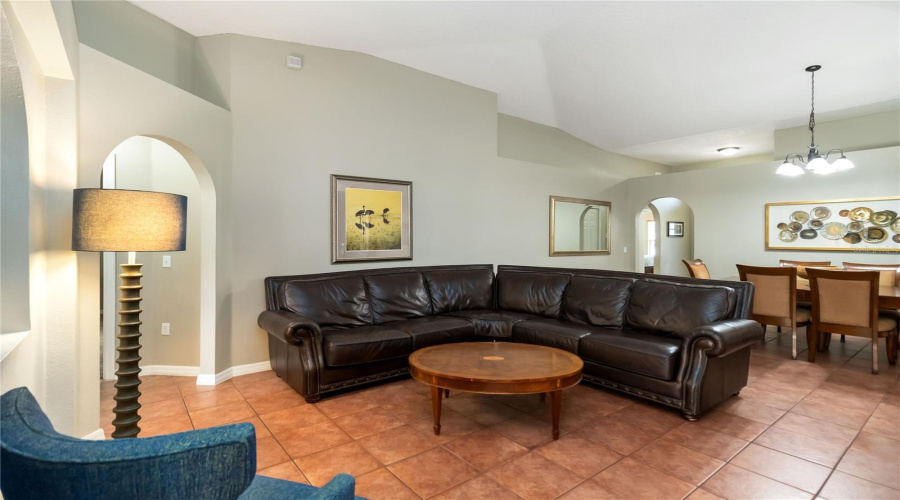 DAVENPORT, Florida 33897, 4 Bedrooms Bedrooms, ,2 BathroomsBathrooms,Residential,For Sale,JOCELYN,0,MFRS5142156