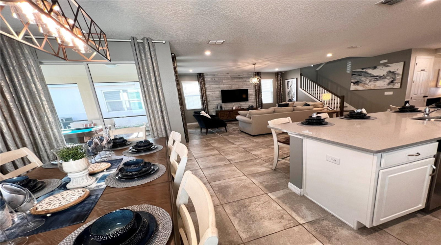 KISSIMMEE, Florida 34747, 6 Bedrooms Bedrooms, ,4 BathroomsBathrooms,Residential,For Sale,AMELIA DOWNS,0,MFRTB8466752