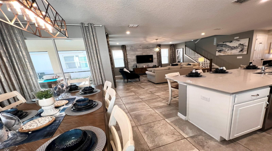 KISSIMMEE, Florida 34747, 6 Bedrooms Bedrooms, ,4 BathroomsBathrooms,Residential,For Sale,AMELIA DOWNS,0,MFRTB8466752