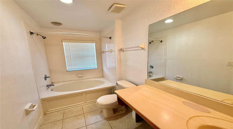 KISSIMMEE, Florida 34746, 4 Bedrooms Bedrooms, ,3 BathroomsBathrooms,Residential,For Sale,COUPE,0,MFRS5142492