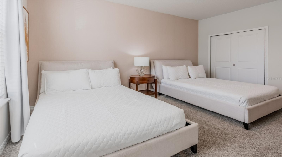 DAVENPORT, Florida 33897, 10 Bedrooms Bedrooms, ,8 BathroomsBathrooms,Residential,For Sale,LELANI,0,MFRO6376930