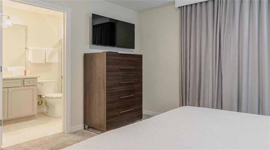 DAVENPORT, Florida 33897, 10 Bedrooms Bedrooms, ,8 BathroomsBathrooms,Residential,For Sale,LELANI,0,MFRO6376930