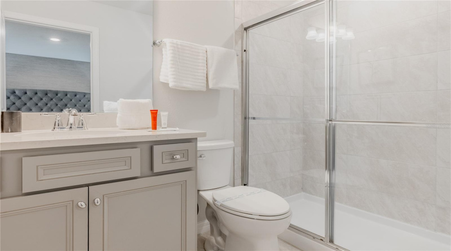 DAVENPORT, Florida 33897, 10 Bedrooms Bedrooms, ,8 BathroomsBathrooms,Residential,For Sale,LELANI,0,MFRO6376930