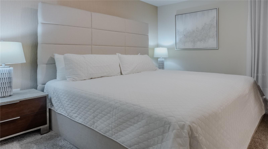 DAVENPORT, Florida 33897, 10 Bedrooms Bedrooms, ,8 BathroomsBathrooms,Residential,For Sale,LELANI,0,MFRO6376930