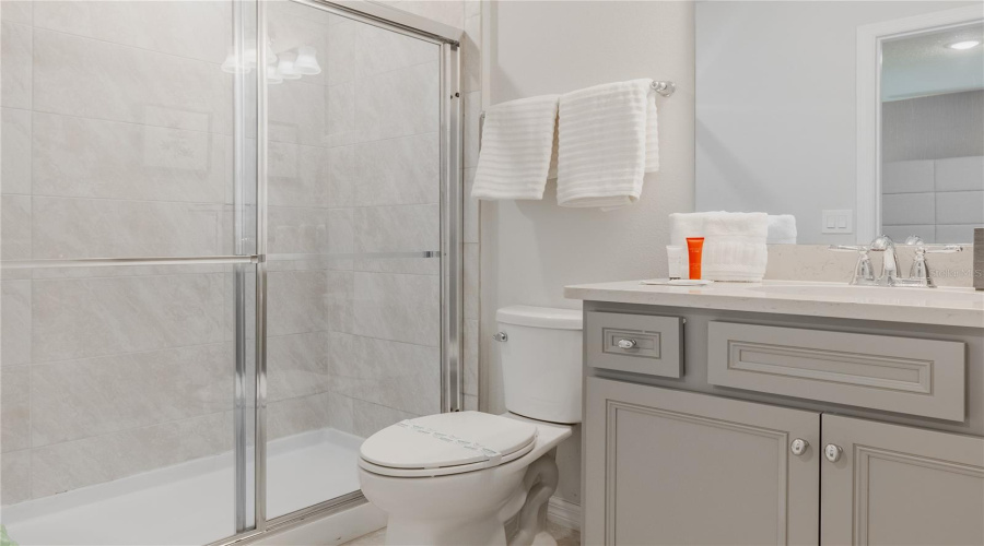 DAVENPORT, Florida 33897, 10 Bedrooms Bedrooms, ,8 BathroomsBathrooms,Residential,For Sale,LELANI,0,MFRO6376930