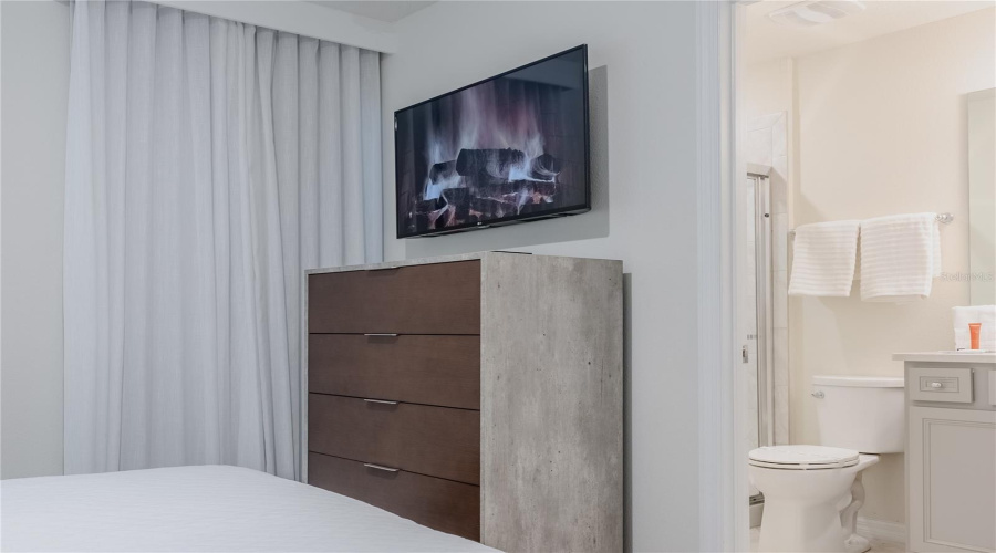 DAVENPORT, Florida 33897, 10 Bedrooms Bedrooms, ,8 BathroomsBathrooms,Residential,For Sale,LELANI,0,MFRO6376930