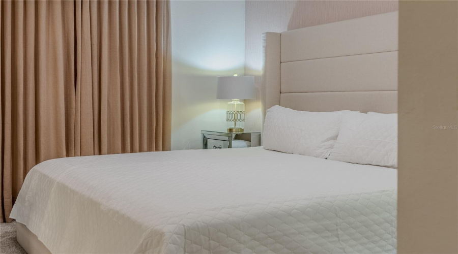 DAVENPORT, Florida 33897, 10 Bedrooms Bedrooms, ,8 BathroomsBathrooms,Residential,For Sale,LELANI,0,MFRO6376930