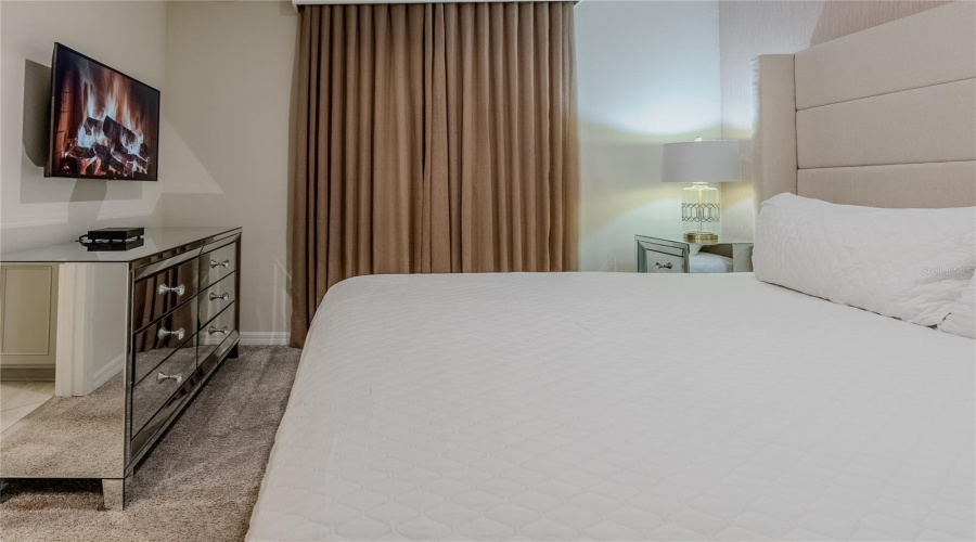 DAVENPORT, Florida 33897, 10 Bedrooms Bedrooms, ,8 BathroomsBathrooms,Residential,For Sale,LELANI,0,MFRO6376930