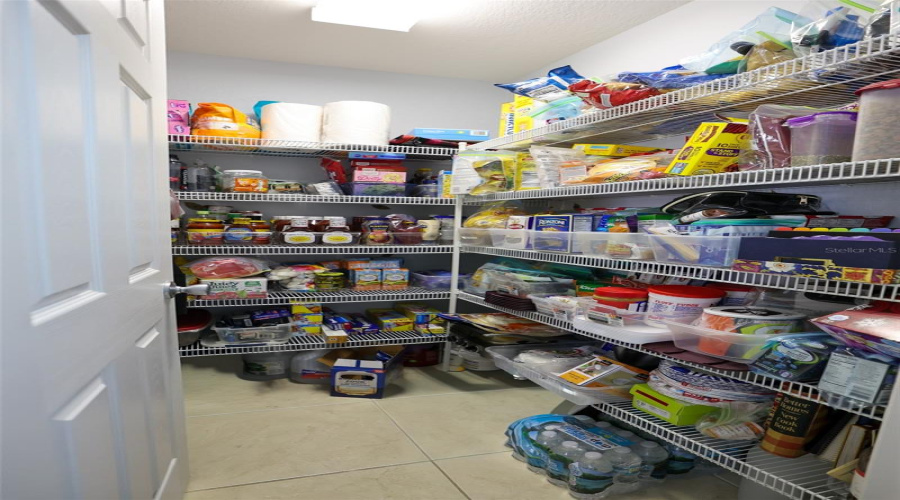 DAVENPORT, Florida 33897, 4 Bedrooms Bedrooms, ,2 BathroomsBathrooms,Residential,For Sale,TROON,0,MFRO6377254