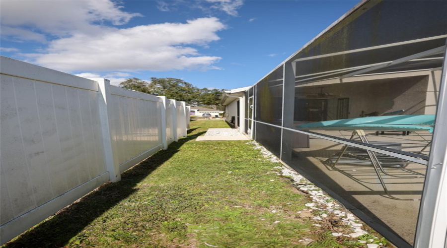 DAVENPORT, Florida 33897, 4 Bedrooms Bedrooms, ,2 BathroomsBathrooms,Residential,For Sale,TROON,0,MFRO6377254