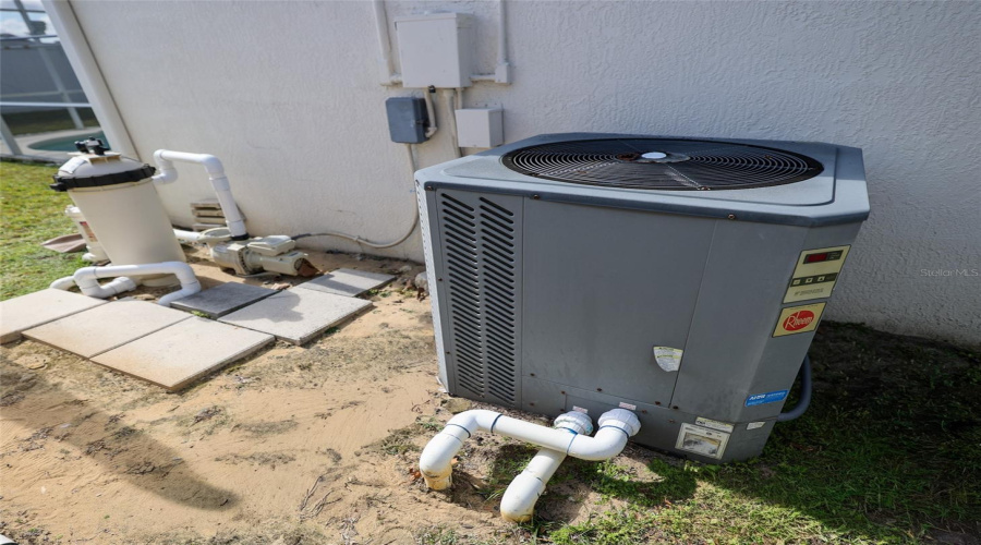 DAVENPORT, Florida 33897, 4 Bedrooms Bedrooms, ,2 BathroomsBathrooms,Residential,For Sale,TROON,0,MFRO6377254