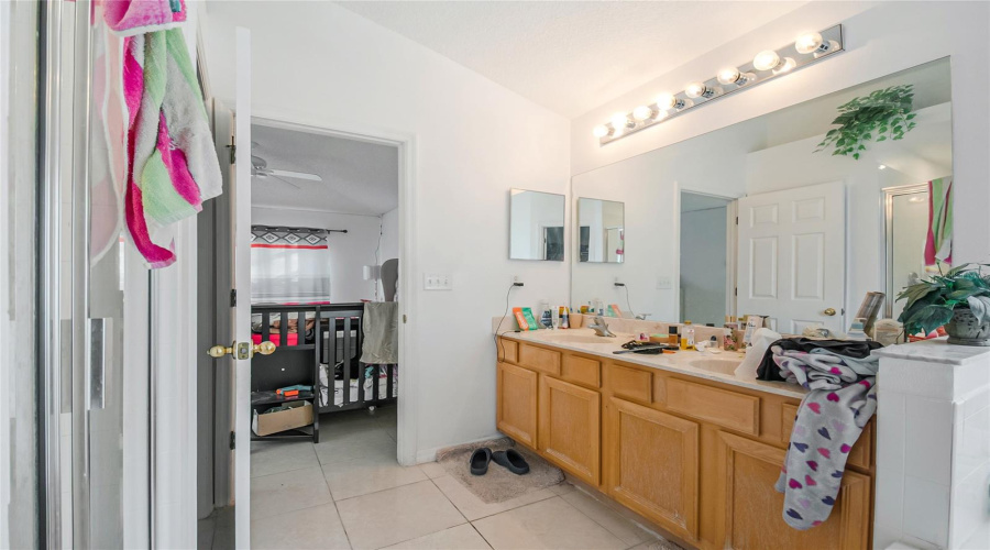 KISSIMMEE, Florida 34746, 4 Bedrooms Bedrooms, ,3 BathroomsBathrooms,Residential,For Sale,SEASONS,0,MFRO6377522