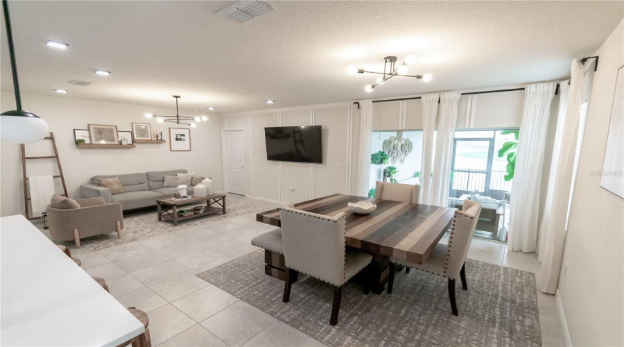 KISSIMMEE, Florida 34746, 4 Bedrooms Bedrooms, ,2 BathroomsBathrooms,Residential,For Sale,ROYAL POINT,0,MFRS5141885