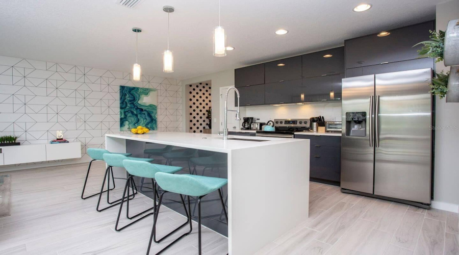 KISSIMMEE, Florida 34746, 4 Bedrooms Bedrooms, ,3 BathroomsBathrooms,Residential,For Sale,LE REVE,0,MFRA4674611