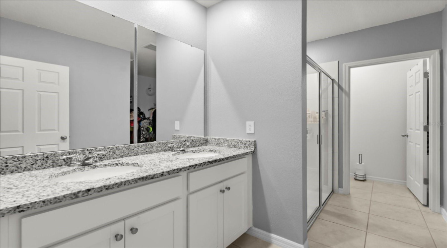 Primary Ensuite Bath