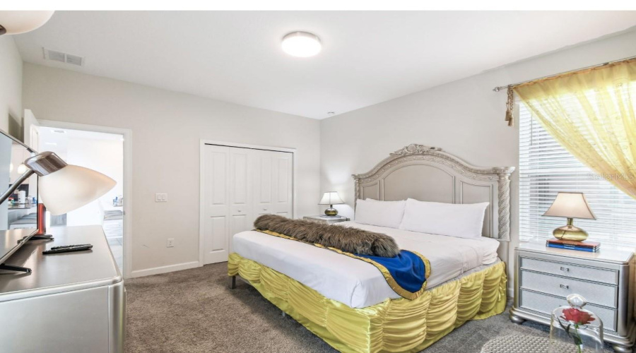 KISSIMMEE, Florida 34746, 5 Bedrooms Bedrooms, ,5 BathroomsBathrooms,Residential,For Sale,BOOKMARK,0,MFRO6377666