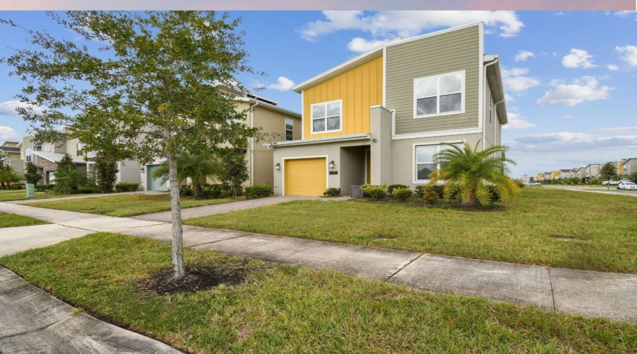 KISSIMMEE, Florida 34746, 5 Bedrooms Bedrooms, ,5 BathroomsBathrooms,Residential,For Sale,BOOKMARK,0,MFRO6377666