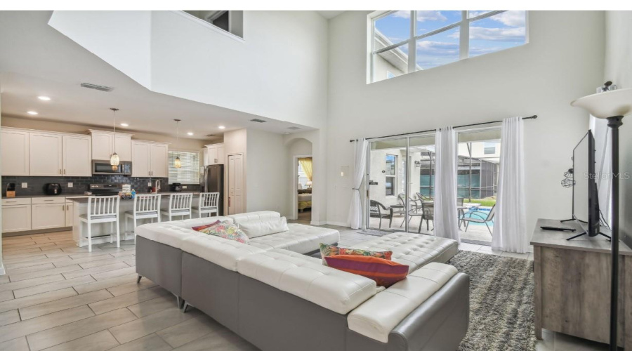 KISSIMMEE, Florida 34746, 5 Bedrooms Bedrooms, ,5 BathroomsBathrooms,Residential,For Sale,BOOKMARK,0,MFRO6377666