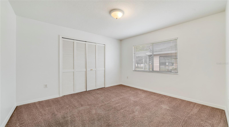 DAVENPORT, Florida 33896, 3 Bedrooms Bedrooms, ,2 BathroomsBathrooms,Residential,For Sale,PARADISE WOODS,0,MFRO6377687